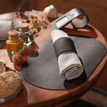 oval-placemats-30x20-cm-ovale-single-piece-jute-brown1