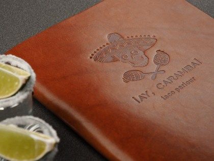 Bőr étlaptartó éttermeknek